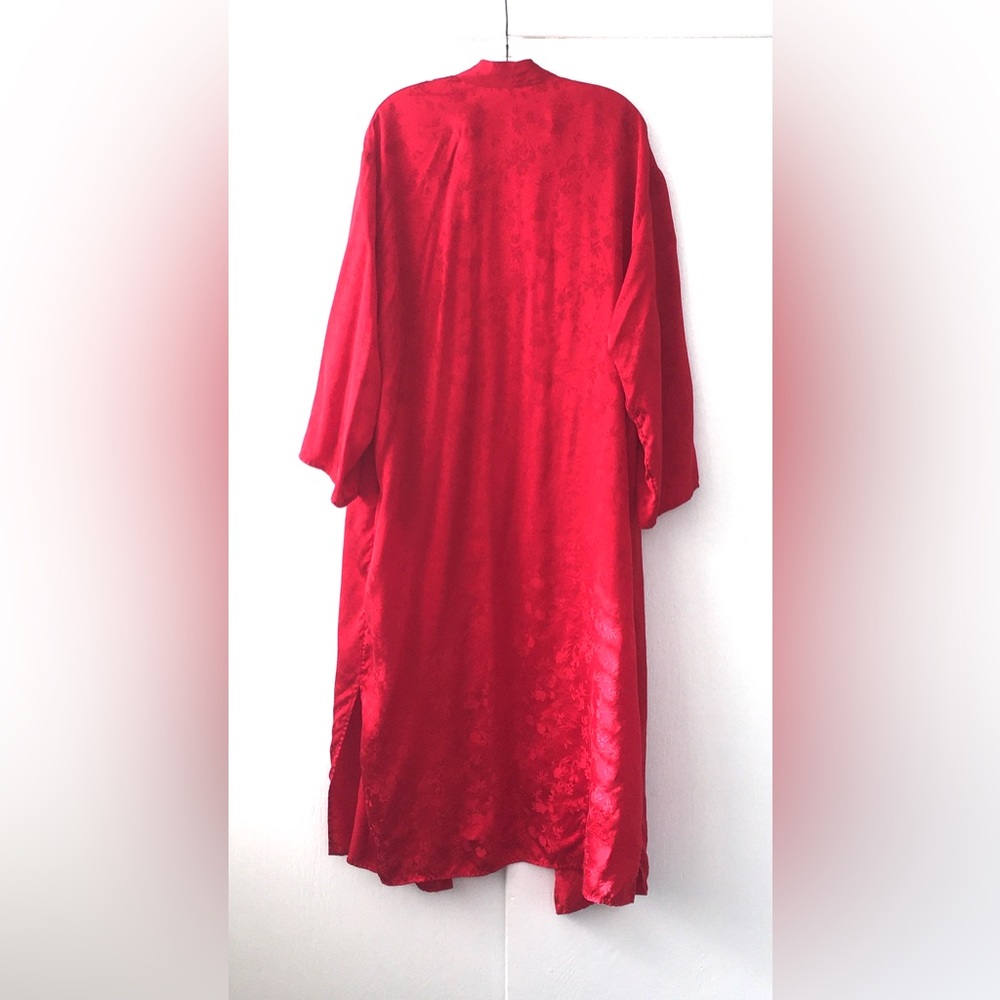 Red Silk Robe - Picture 2 of 7